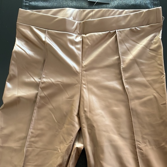 Fashion Nova Teyana Leather Like Leggings - size M - chocolate Color - Picture 2 of 7